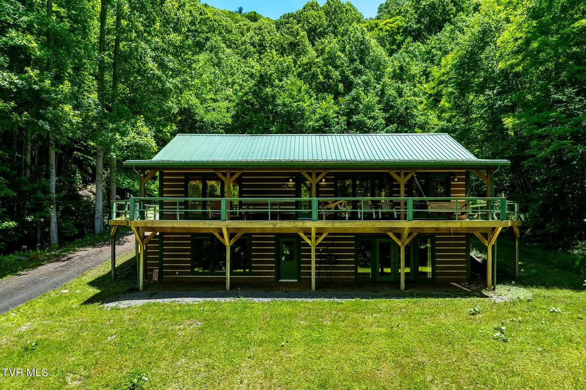 916 Willens Gap Road, Mountain City, TN 37683 - #1