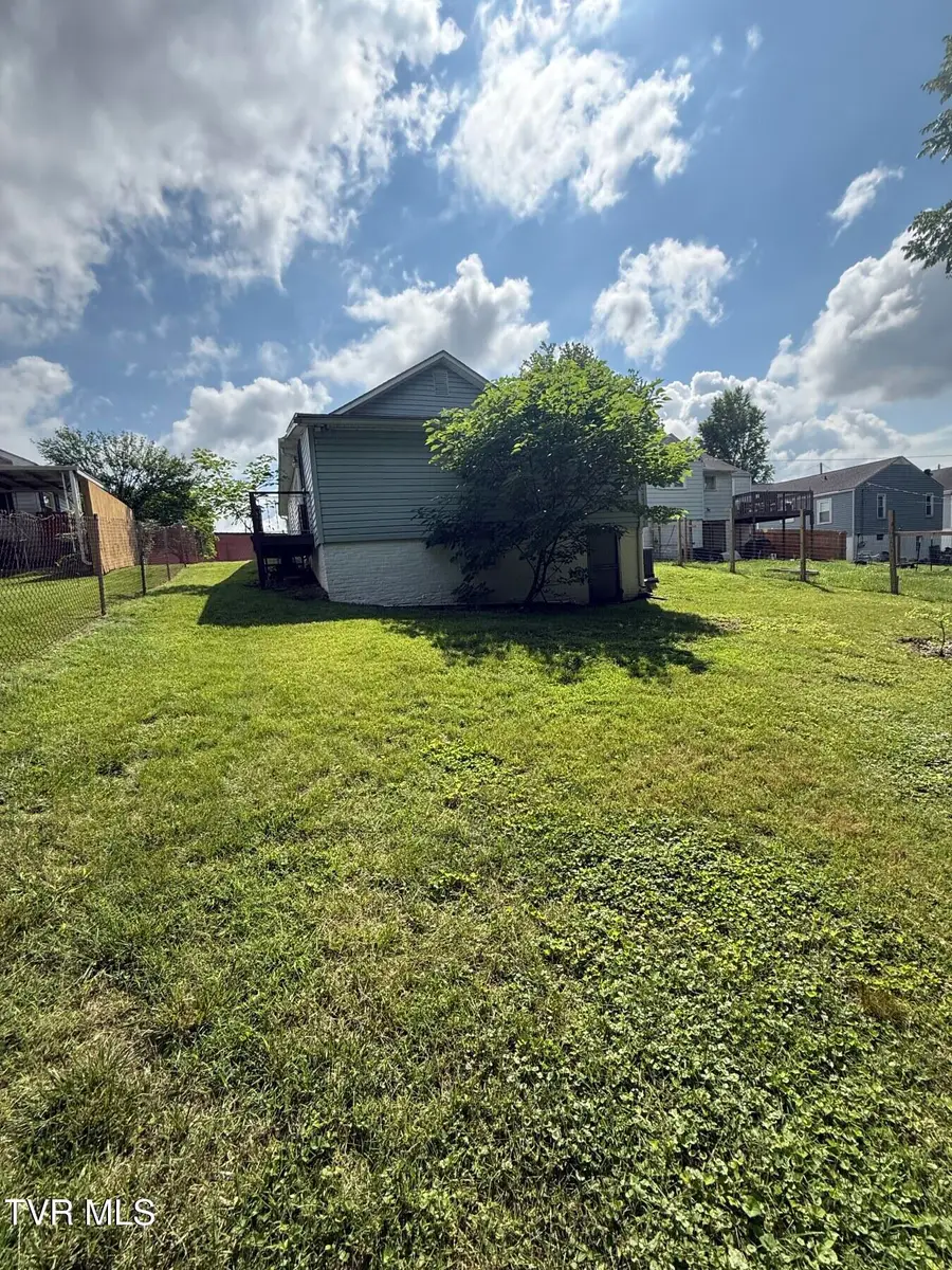2145 Stadium Drive, Kingsport, TN 37664 - #3