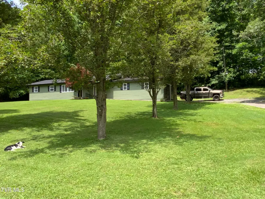 133 Knights Ii, Rogersville, TN 37857 - #2