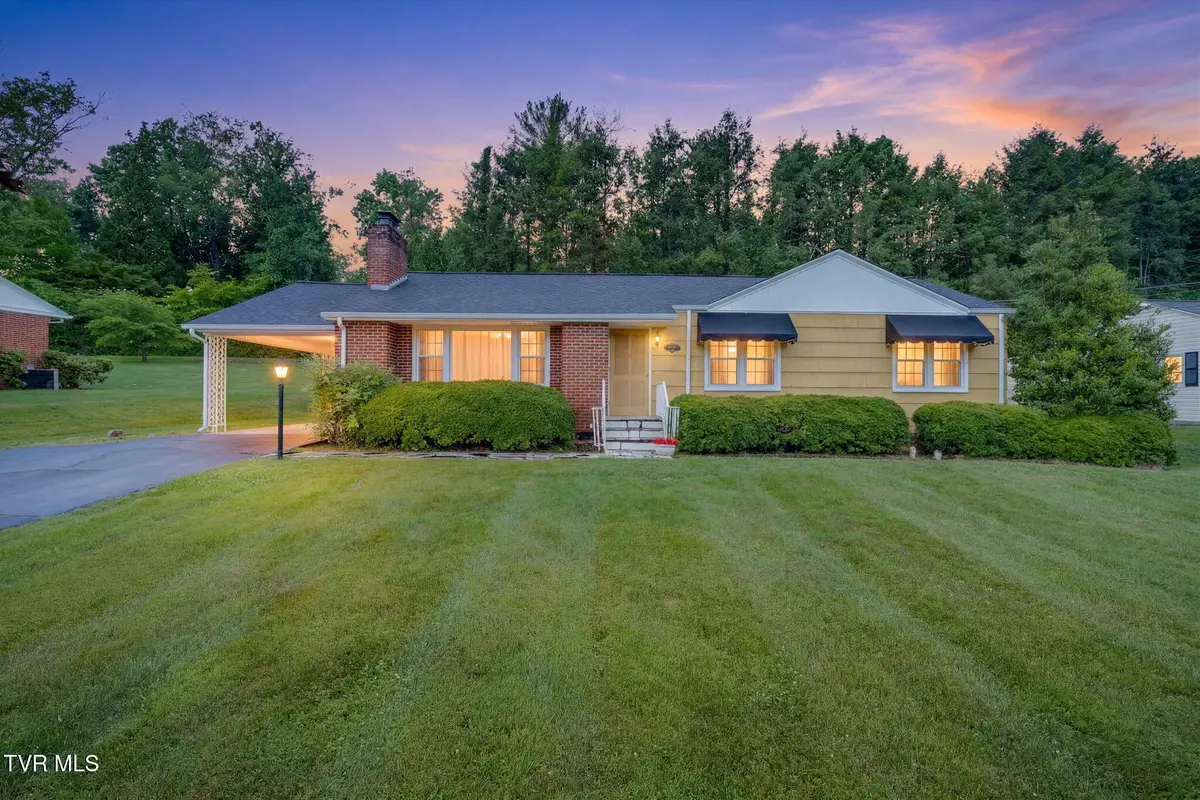 606 Pine Hill Road, Elizabethton, TN 37643 - #1