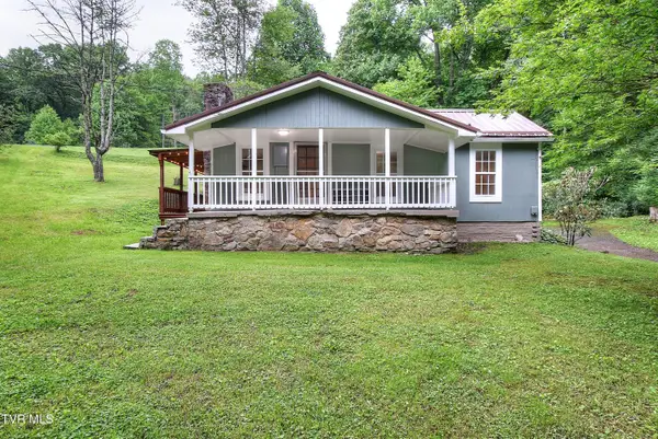 642 Dennis Cove Road, Hampton, TN 37658