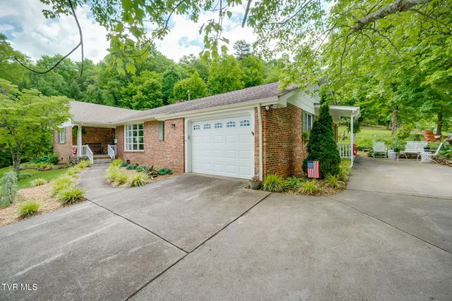 702 Outer Drive, Rogersville, TN 37857 - #2