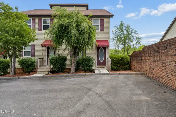 204 Gray Station Road #204, Johnson City, TN 37615