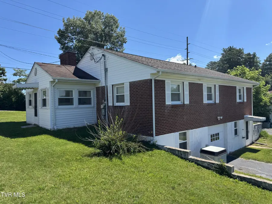116 West Cedar Street, Bristol, TN 37620 - #3