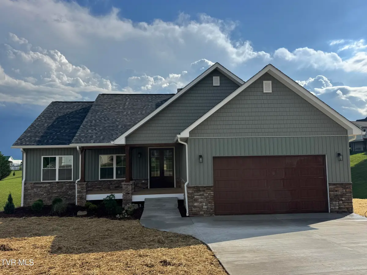 601 Sand Ridge Circle, Jonesborough, TN 37659 - #1