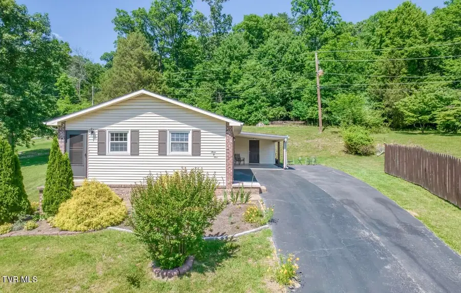 305 Imperial Circle, Kingsport, TN 37660 - #2