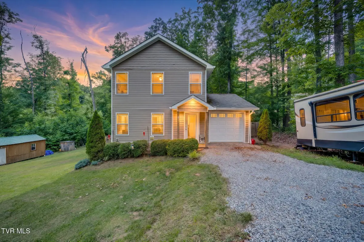 236 Allenwood Drive, Surgoinsville, TN 37873 - #1