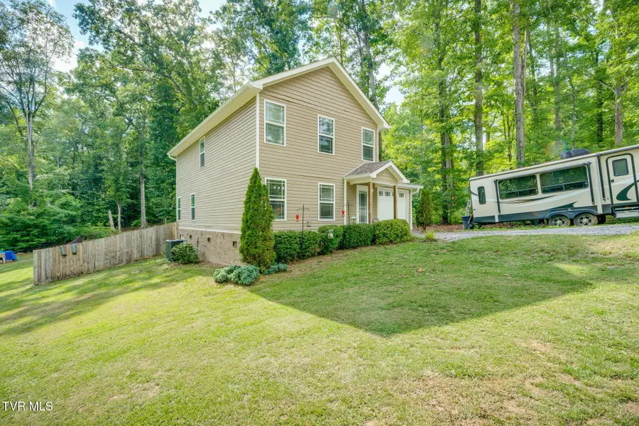 236 Allenwood Drive, Surgoinsville, TN 37873 - #3