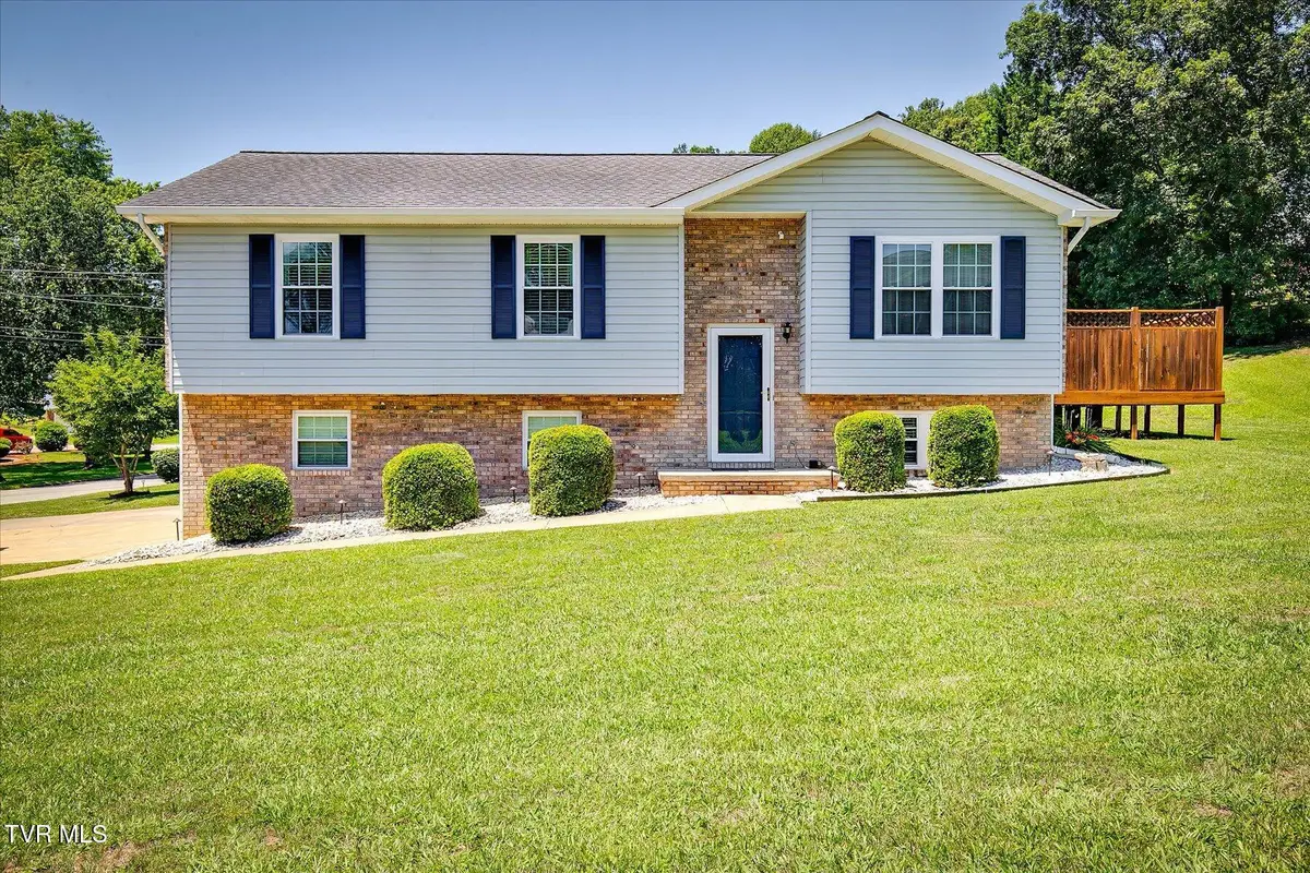 325 Heather Lane, Church Hill, TN 37642 - #1