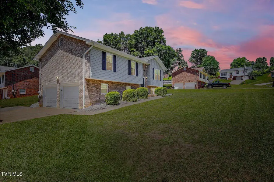 325 Heather Lane, Church Hill, TN 37642 - #2