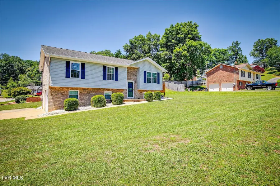 325 Heather Lane, Church Hill, TN 37642 - #3