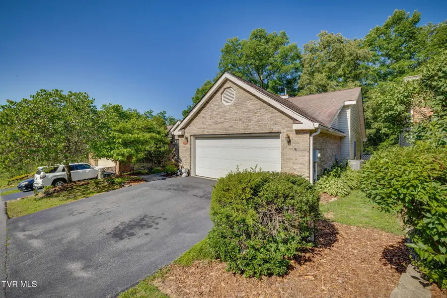 508 Willowbrook Trace, Kingsport, TN 37660 - #2