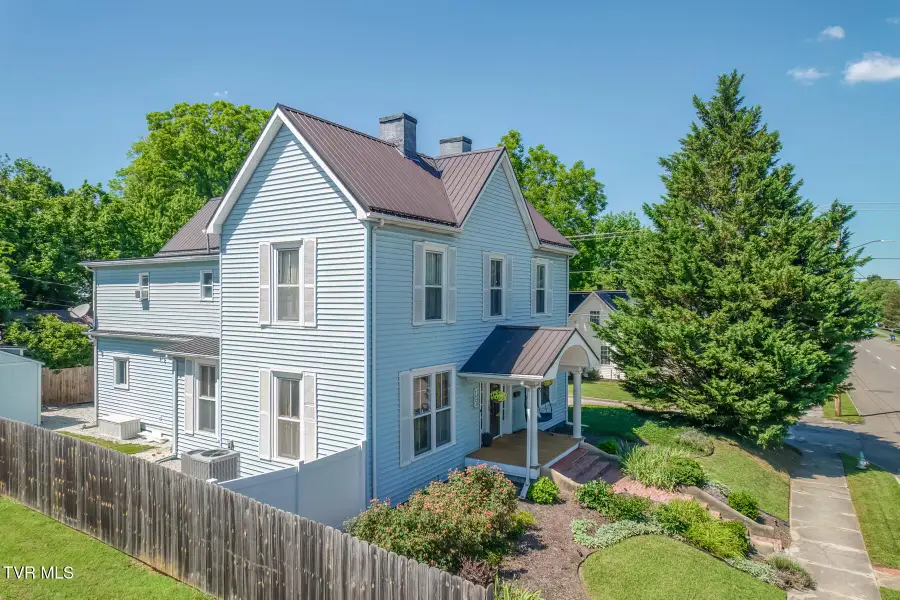 123 East Unaka Avenue, Johnson City, TN 37601 - #2
