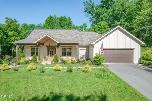 112 Spice Hollow Road, Johnson City, TN 37604