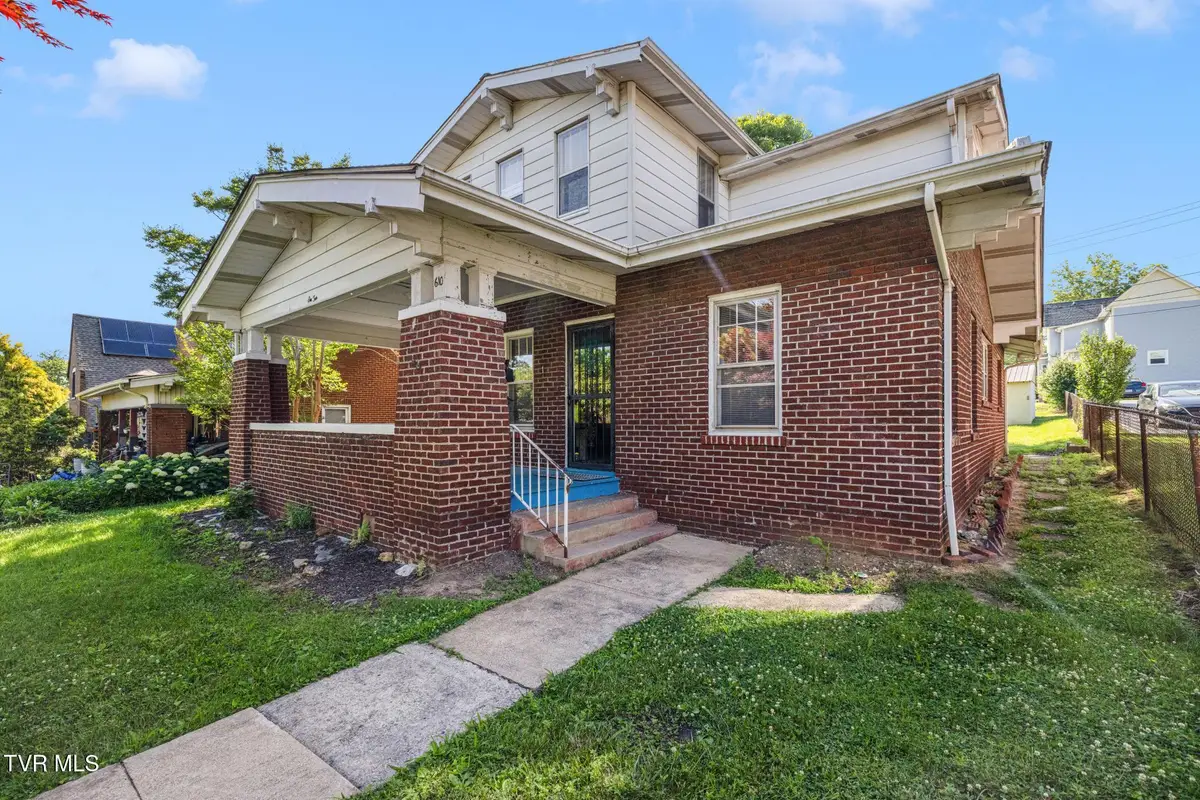 610 East Unaka Avenue, Johnson City, TN 37601 - #1
