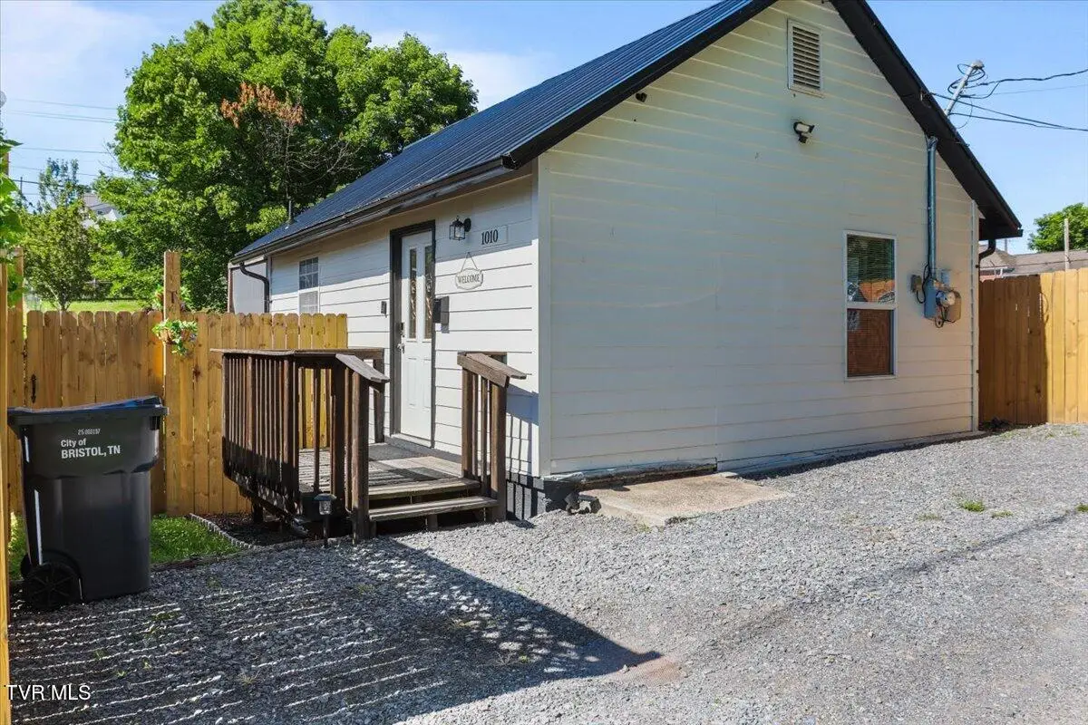 1010 Crumley Alley, Bristol, TN 37620 - #1