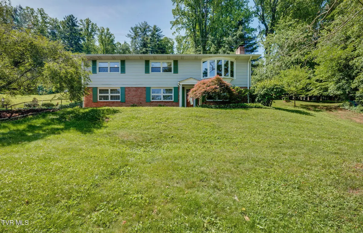 638 Fox Meadow Lane, Bristol, VA 24201 - #1