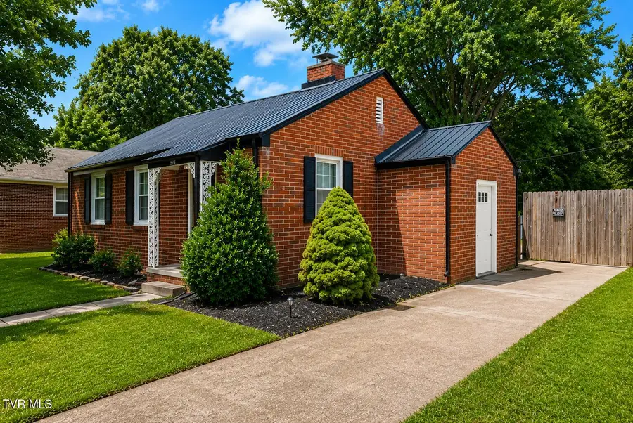 1528 East Sevier Avenue, Kingsport, TN 37664 - #2