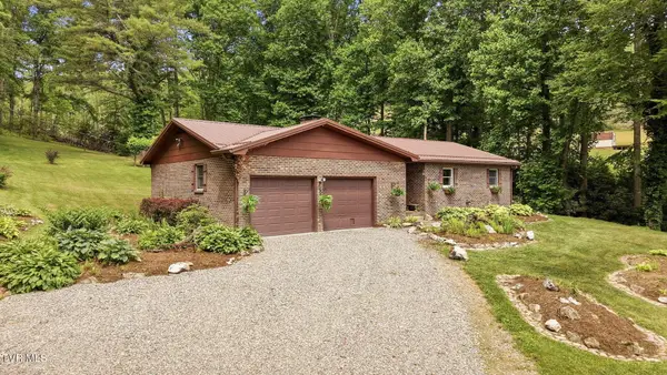 1244 South Shady Street, Mountain City, TN 37683