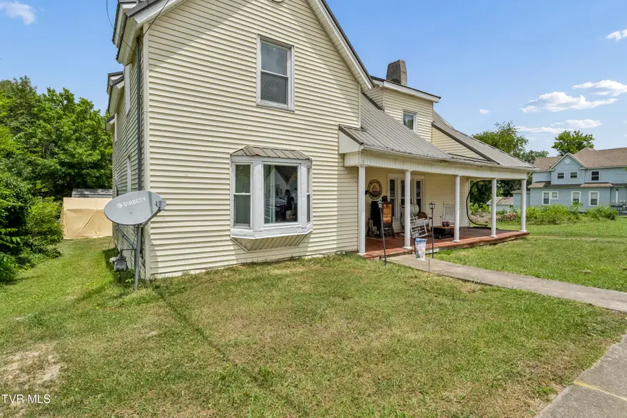 941 Windsor Avenue, Bristol, TN 37620 - #3