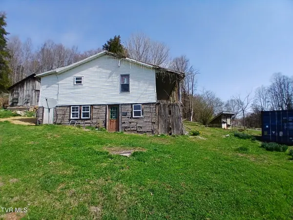 4314 Big Hill Road, Pennington Gap, VA 24277