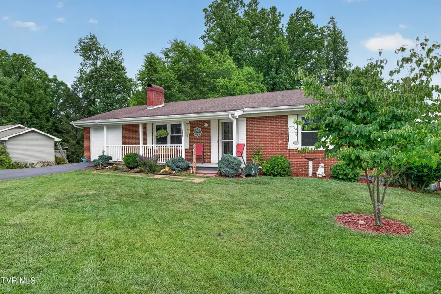 105 Cedar Lane, Bristol, VA 24201 - #3