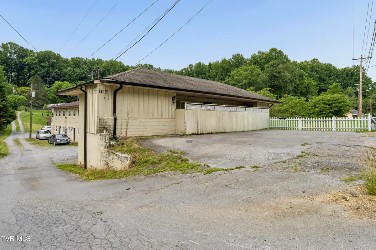 102 Osborne Private Drive, Johnson City, TN 37601 - #1