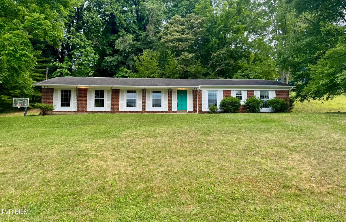 3524 Lakeshore Drive, Kingsport, TN 37663 - #1