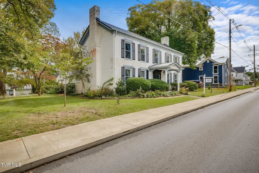 215 South Irish Street, Greeneville, TN 37743 - #3