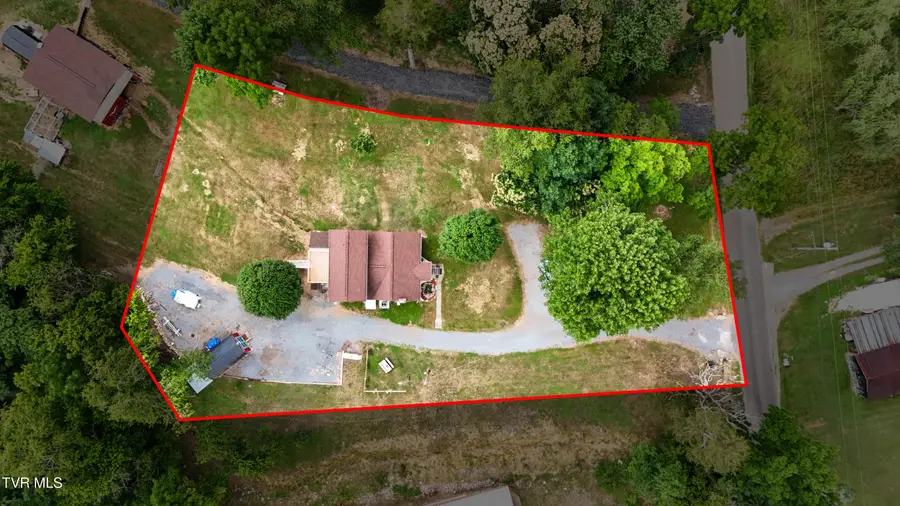 270 Bowers Lane, Elizabethton, TN 37643 - #2