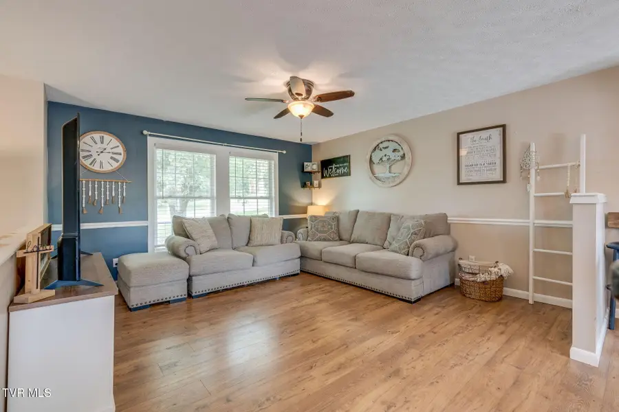 612 Larkspur Drive, Kingsport, TN 37660 - #3