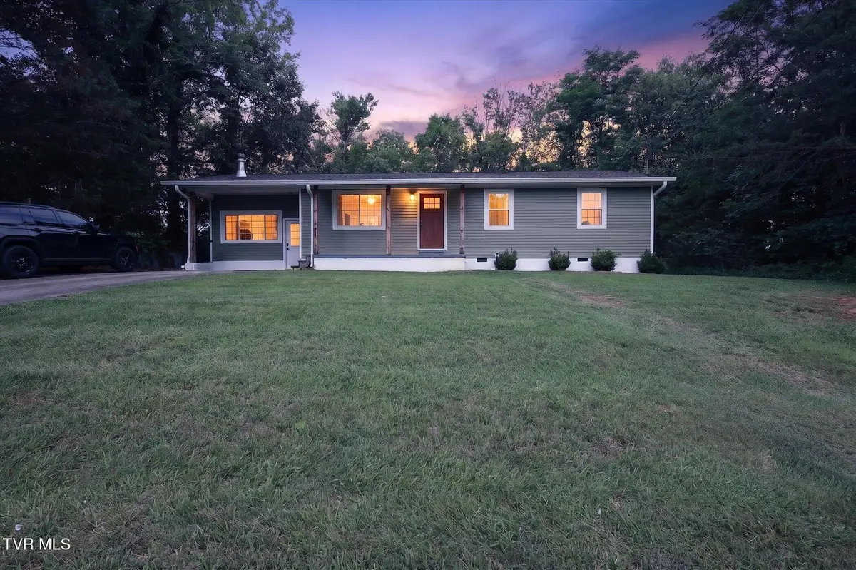 1213 East Church Street, Greeneville, TN 37745 - #1
