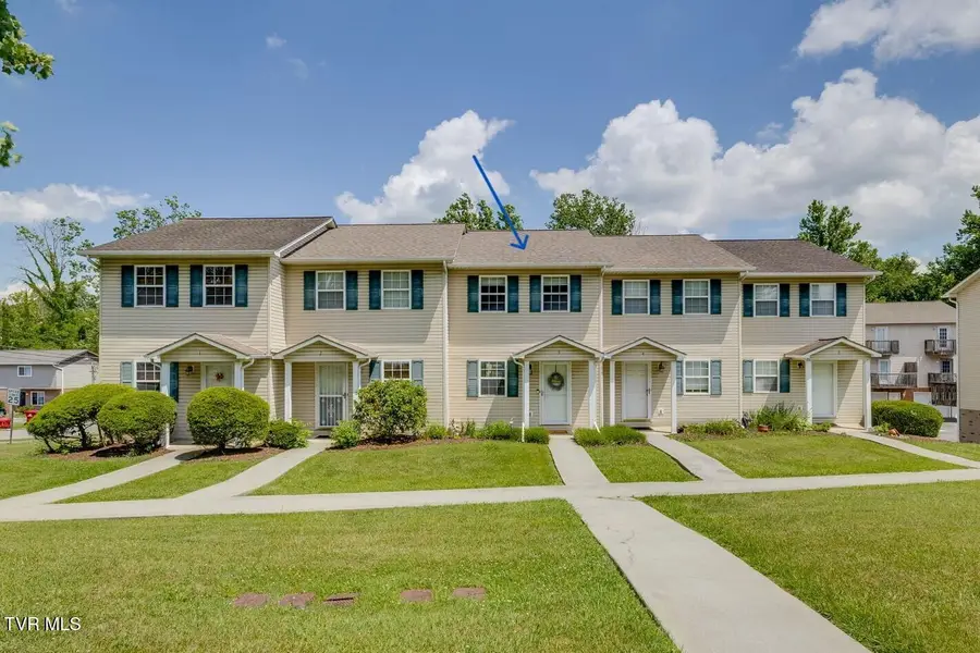 2305 South Greenwood Drive #Unit 3, Johnson City, TN 37604 - #2