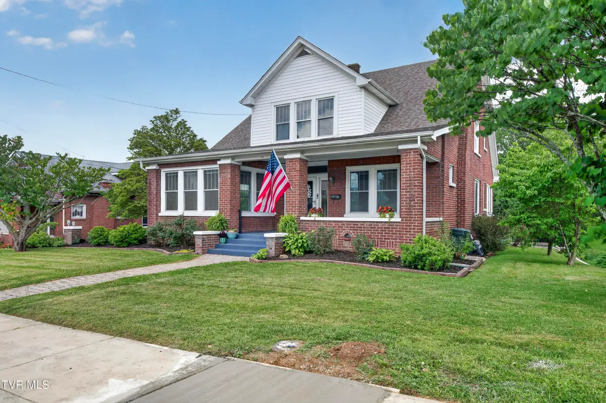 415 East Main Street, Marion, VA 24354 - #1
