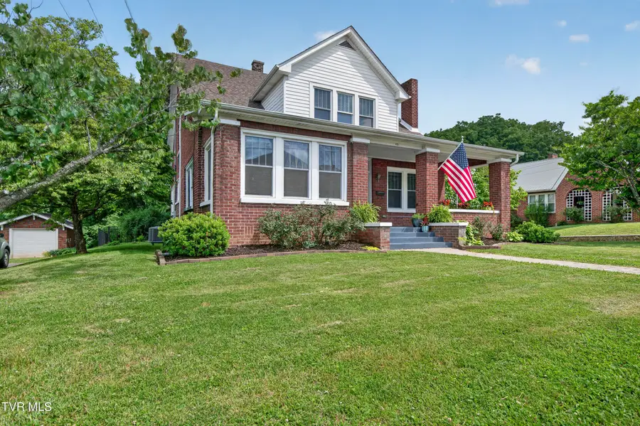 415 East Main Street, Marion, VA 24354 - #3