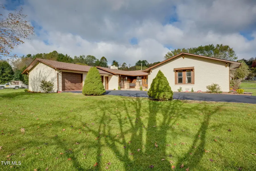 7893 Baptist Valley Road, North Tazewell, VA 24630 - #2