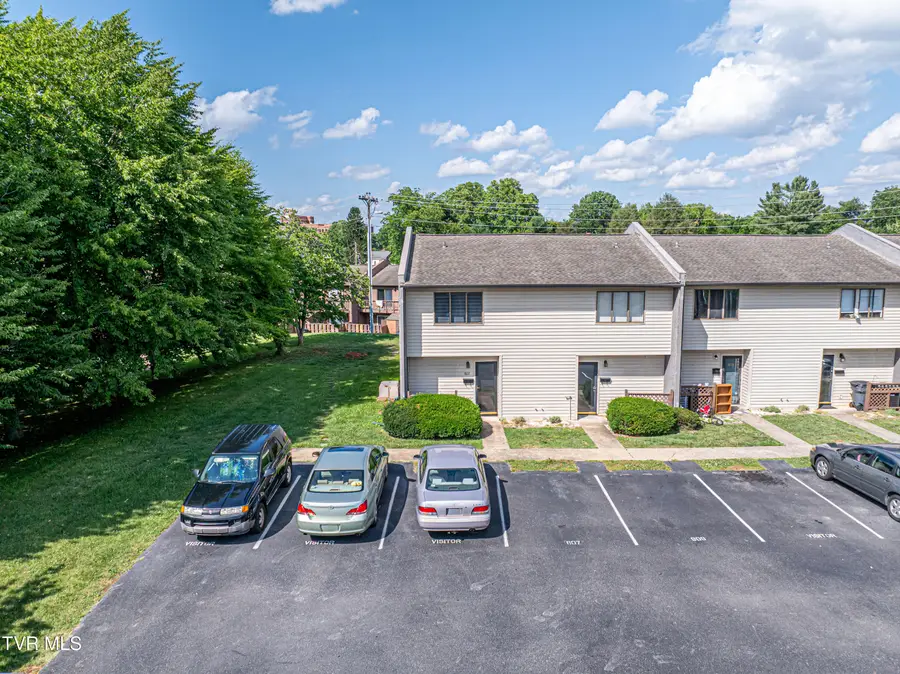 807 7th Street #807, Bristol, TN 37620 - #2