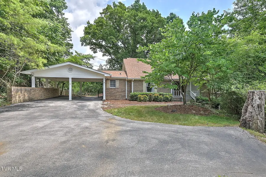 111 Skyline Drive, Bristol, TN 37620 - #2