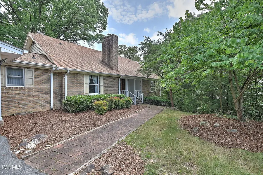 111 Skyline Drive, Bristol, TN 37620 - #3