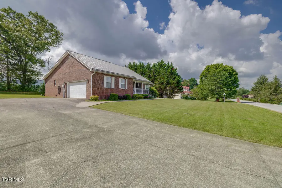1115 Hidden Valley Drive, Jonesborough, TN 37659 - #2