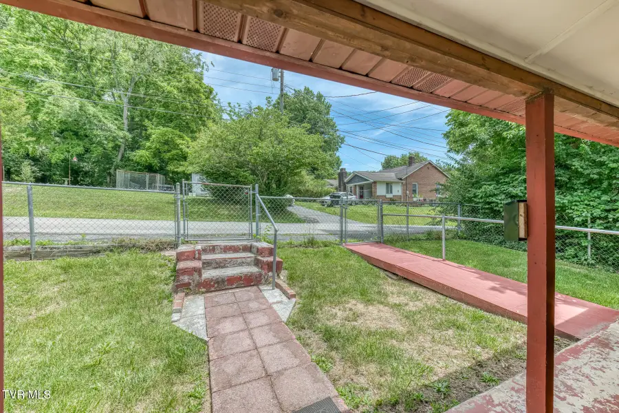 1116 Corporation Street, Bristol, VA 24202 - #2