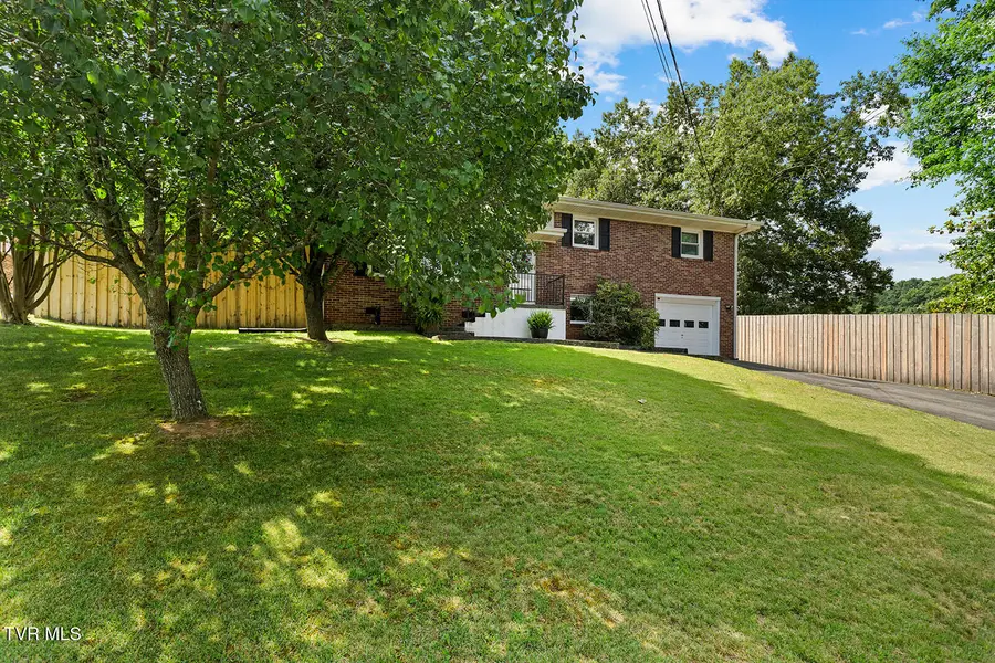 441 Merriewood Drive, Bristol, TN 37620 - #2