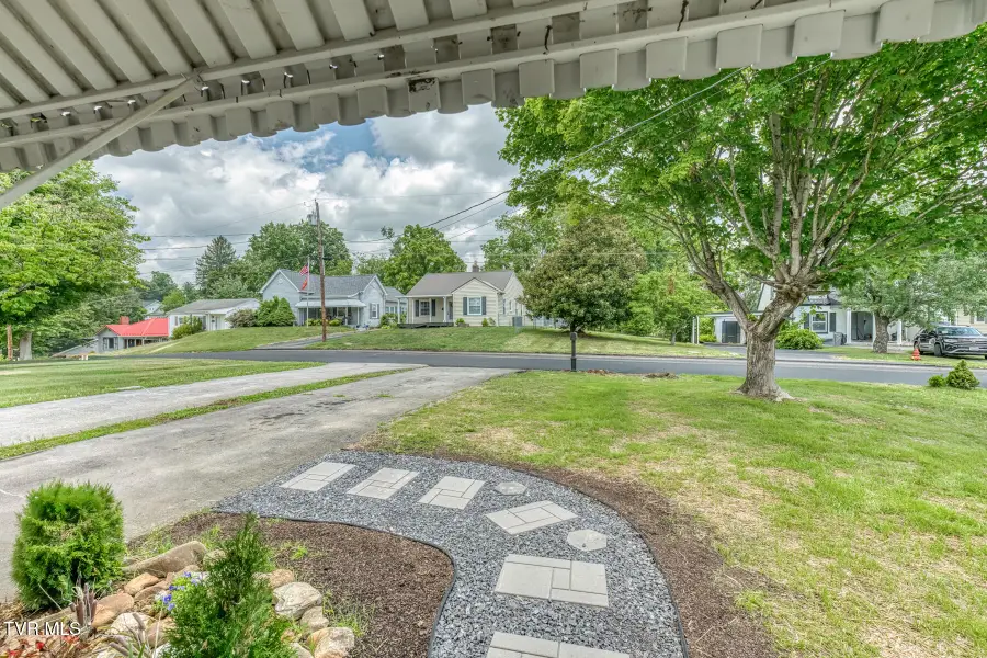 1220 Maryland Avenue, Bristol, TN 37620 - #3