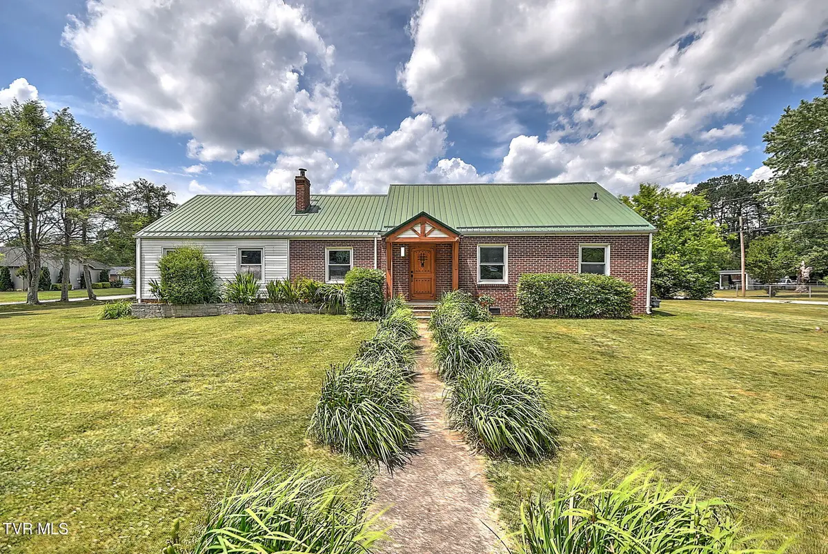1121 Broad Street, Elizabethton, TN 37643 - #1