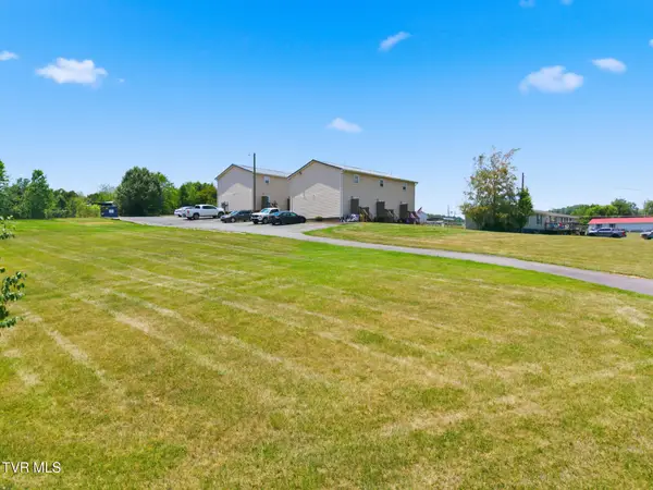 630 Elizabethton Highway #1-6, Bluff City, TN 37618