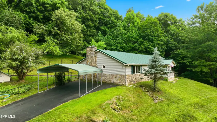 5100 Chandler Road, Big Stone Gap, VA 24219 - #2