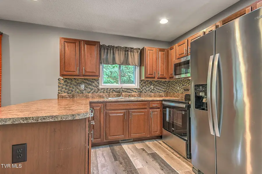 5 Poplar Wood Court, Johnson City, TN 37604 - #3