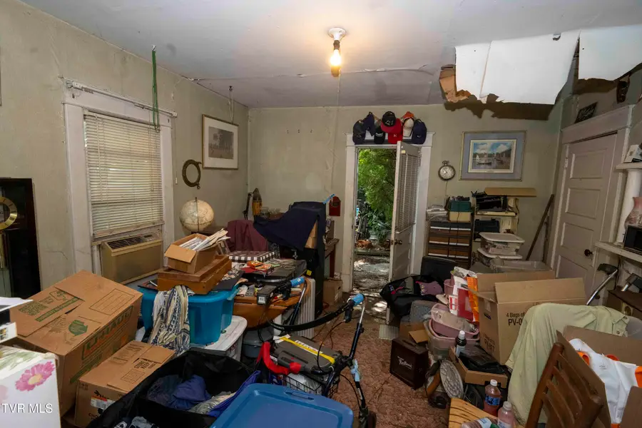 129 Corner Alley, Bristol, VA 24201 - #3