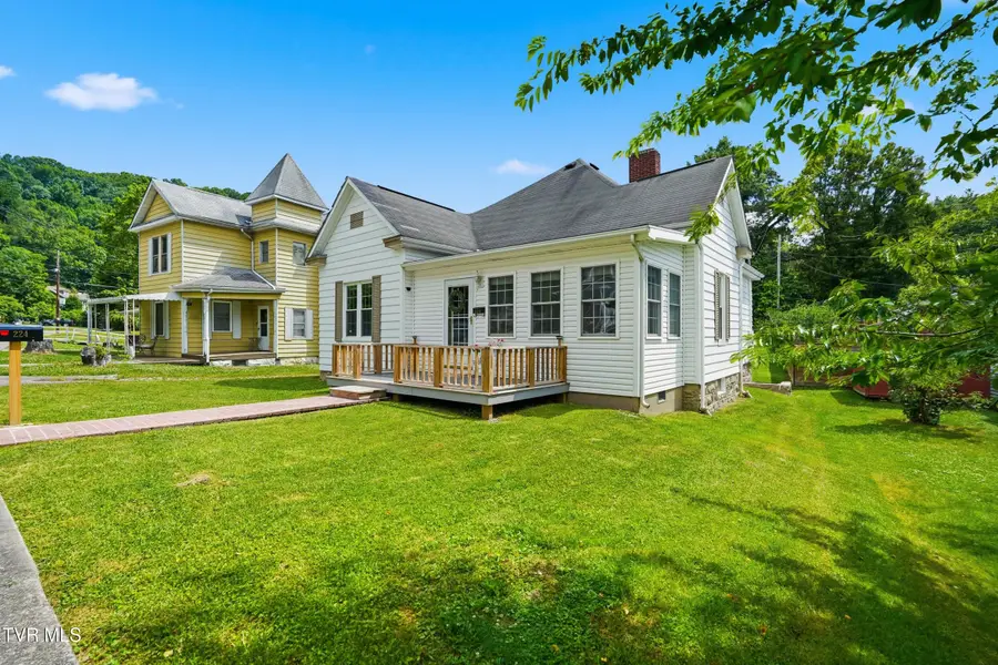 224 Northwest 10th Street, Norton, VA 24273 - #3