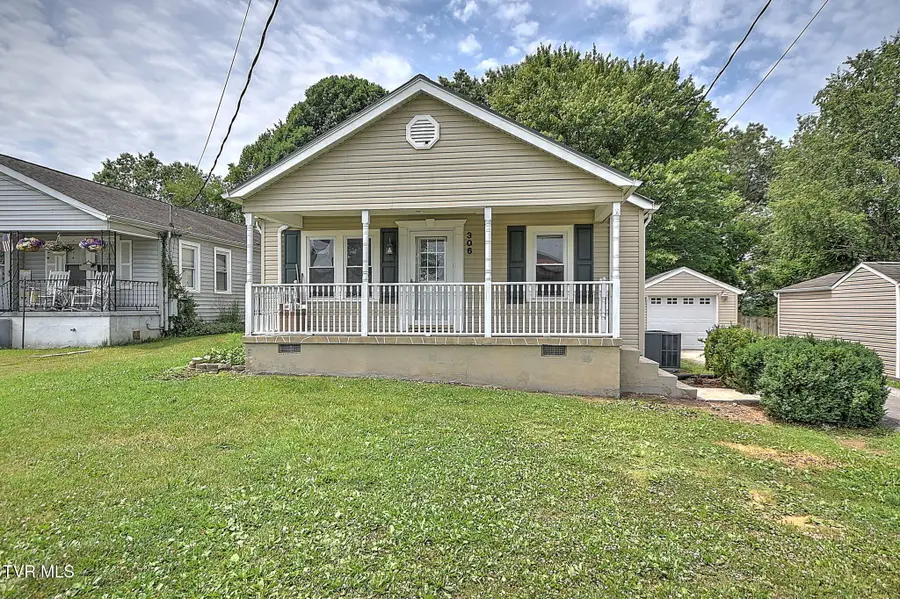 306 Hale Street, Bristol, TN 37620 - #3